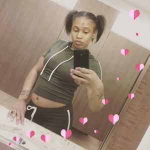 Meet your Posher, Marie